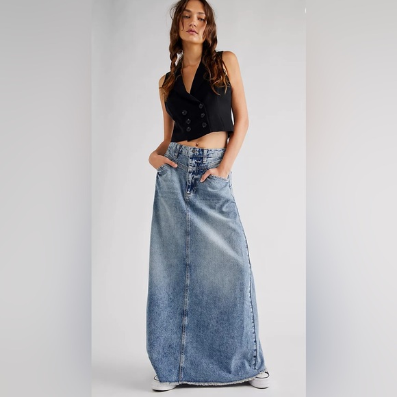 We The Free Dresses & Skirts - Free People We The Free come As You Are Denim Maxi Skirt Sz 10